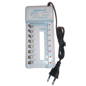 CARGADOR DE BATERIA 8 PILAS AA / AAA